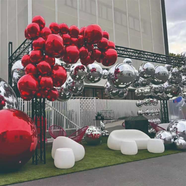 بالونات المرآة