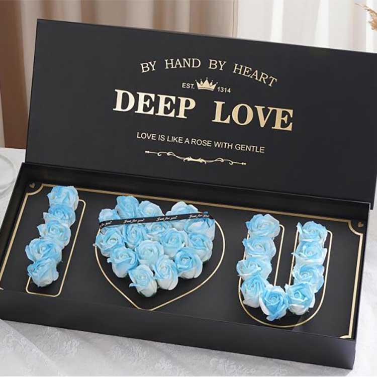 صندوق زهور رؤوس الورد الصابوني